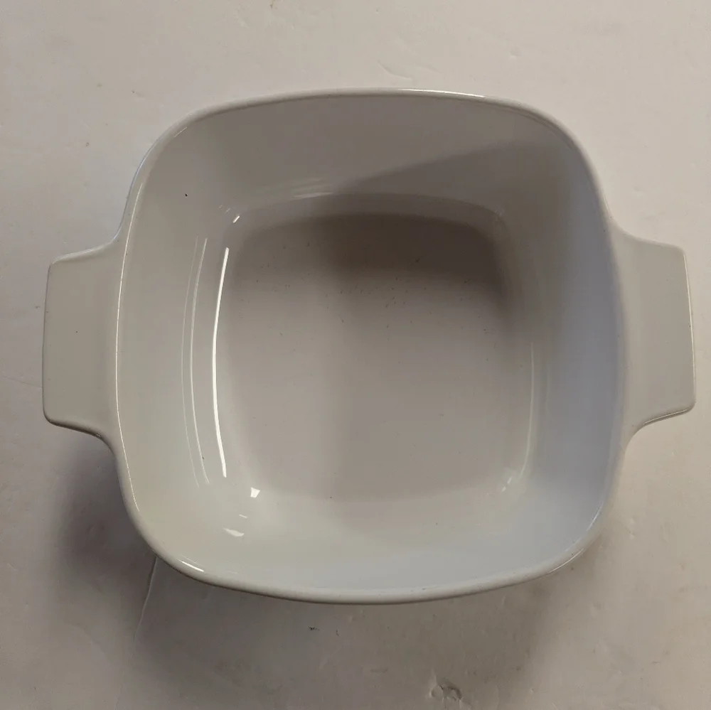 Corningware Spice of Life Le Persil La Sauge 1.5 Quart Covered Casserole Dish